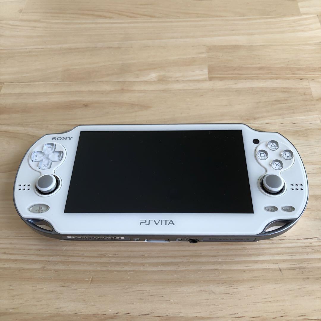 PS Vita PCH-1000 収納ケース 8GBメモリー＋DIVA Fセット