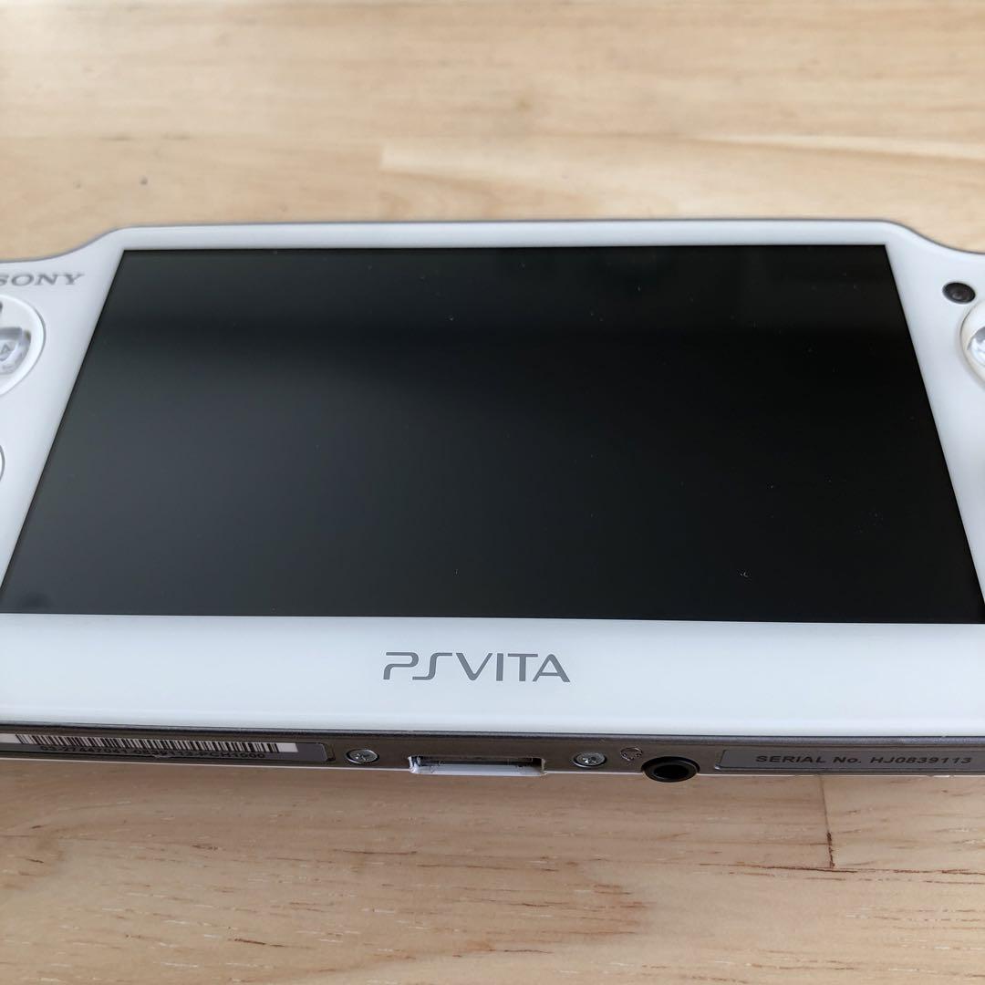 PS Vita PCH-1000 収納ケース 8GBメモリー＋DIVA Fセット