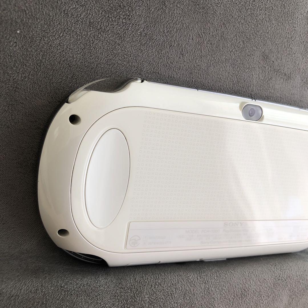 PS Vita PCH-1000 収納ケース 8GBメモリー＋DIVA Fセット