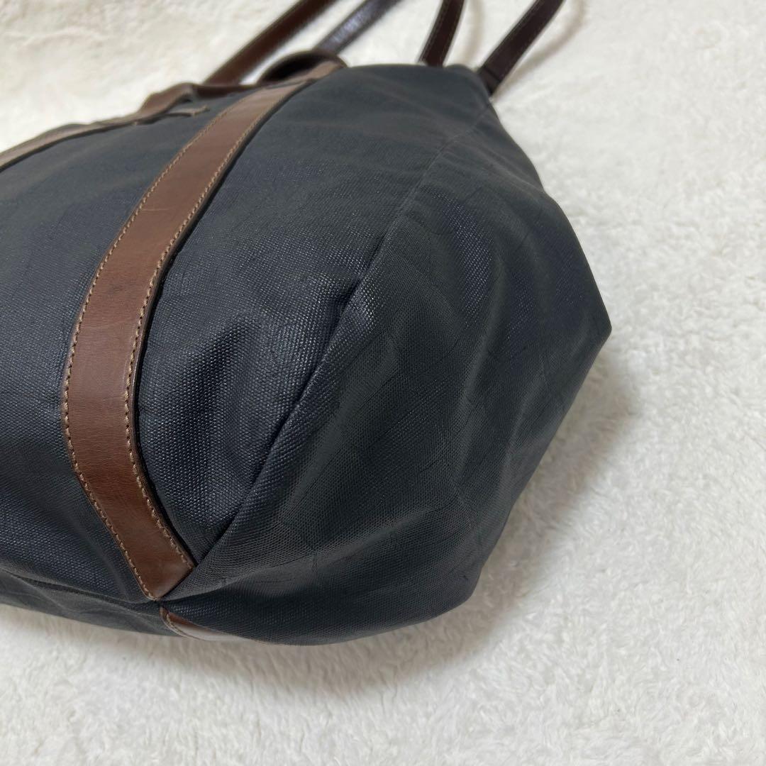 トゥモローランド別注