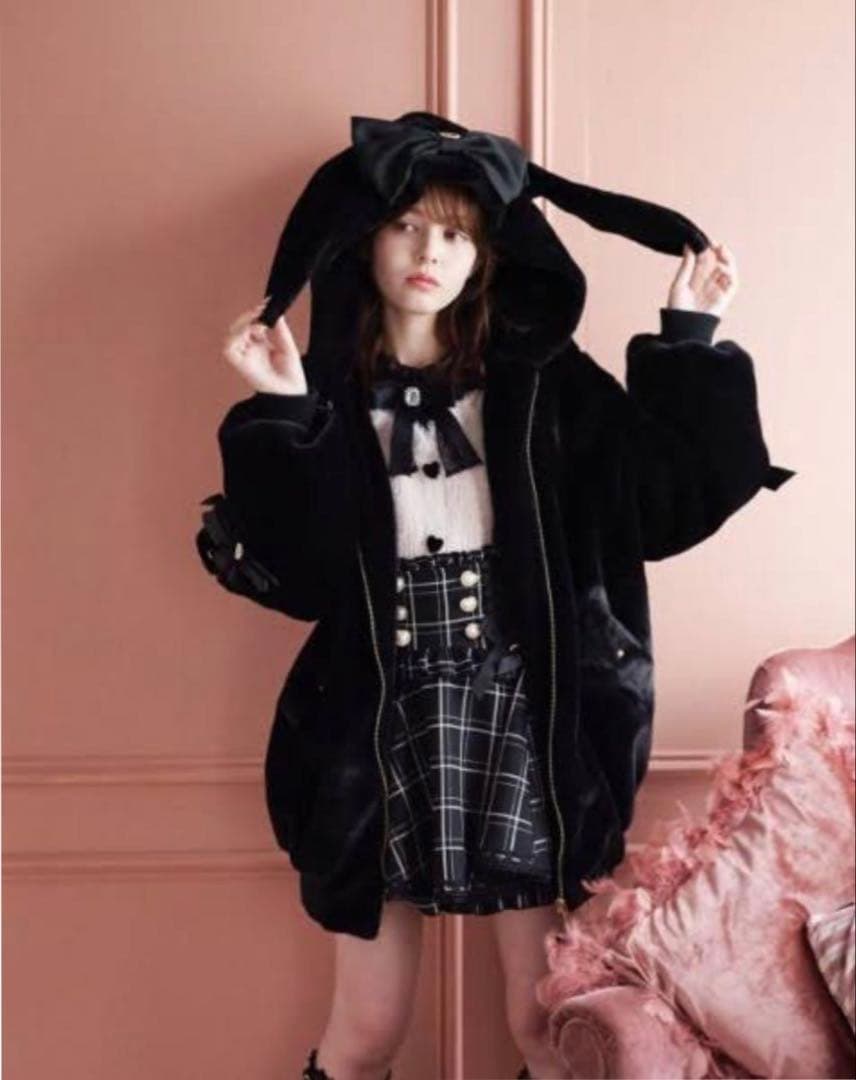 リズリサ うさ耳ファーブルゾン