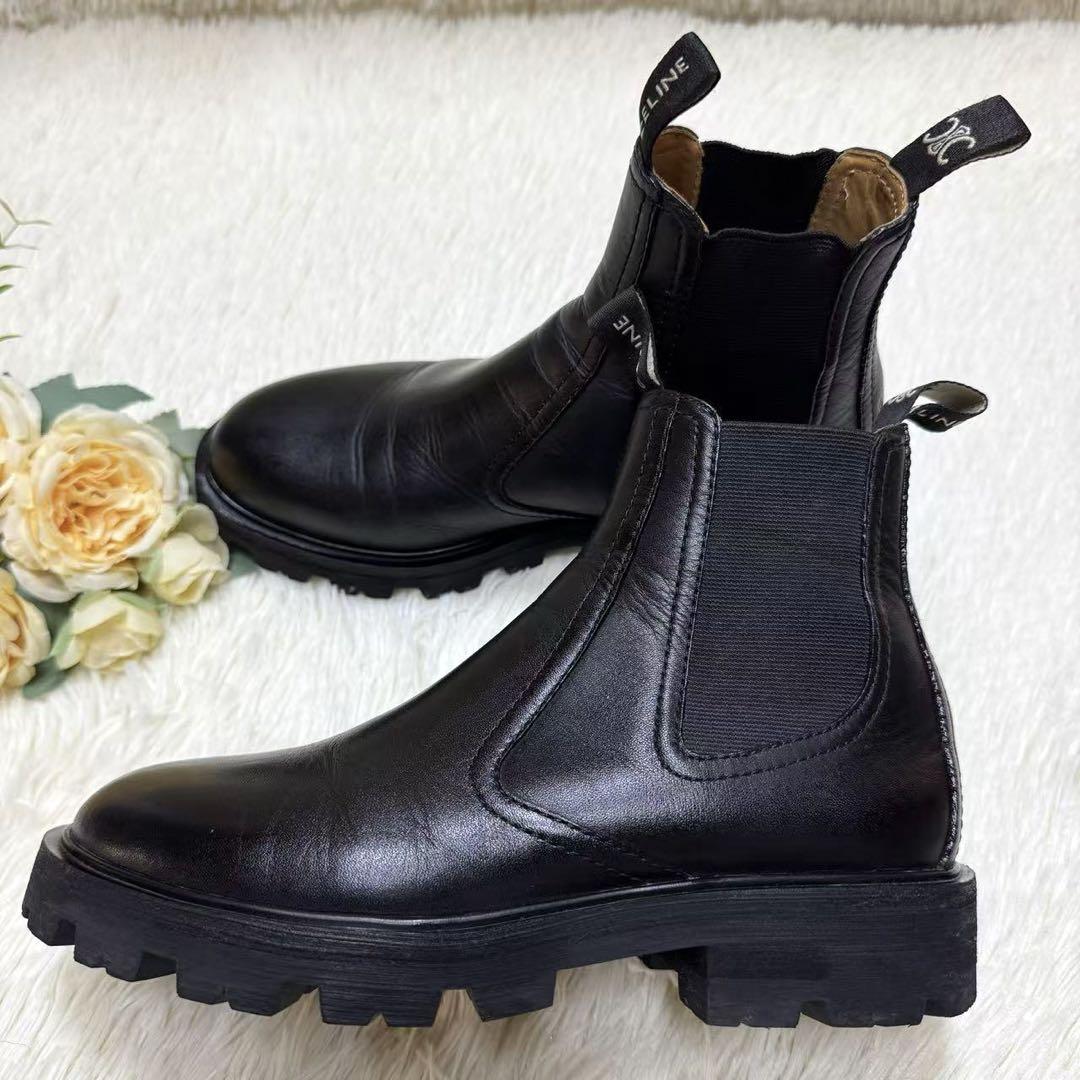 プラダ モノリス ポーチ付 レザーx Re-Nylon ブーツ