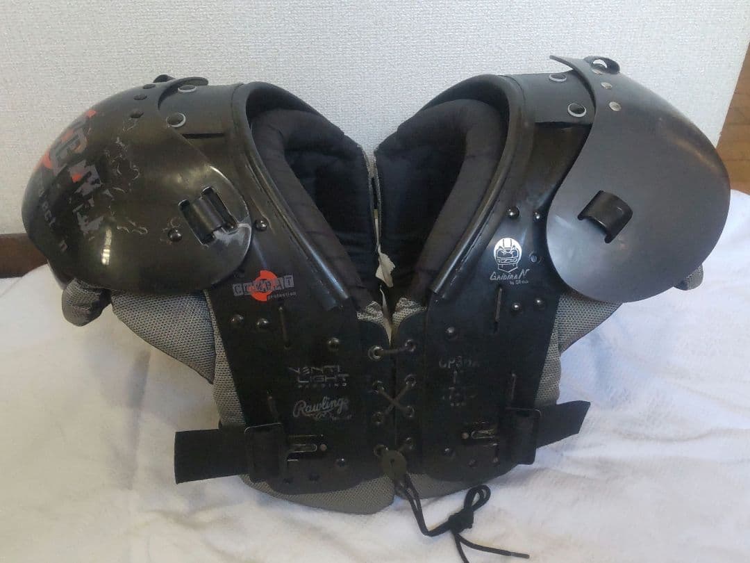 アメリカン・フットボールショルダーパッド