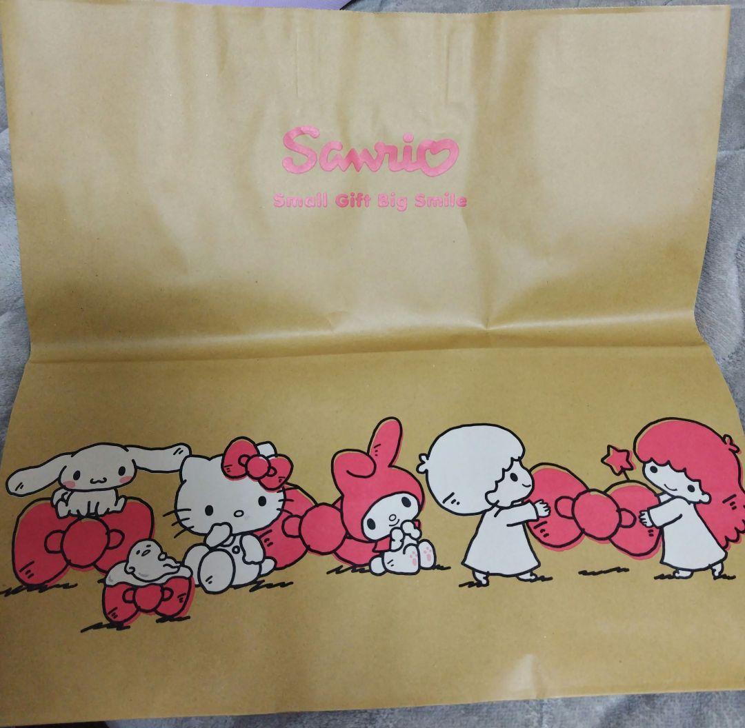 完売レア♡キティ☓ピエール・エルメコラボブランケット＆エコ