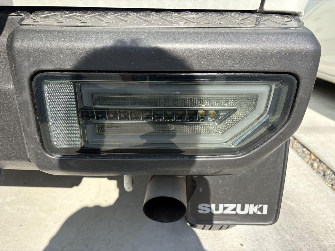 JB64ジムニー LEDテール スモークレンズ
