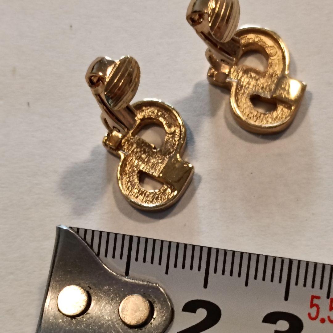 クリスチャンディオール　CD　ロゴ　イヤリング LWH7707304992