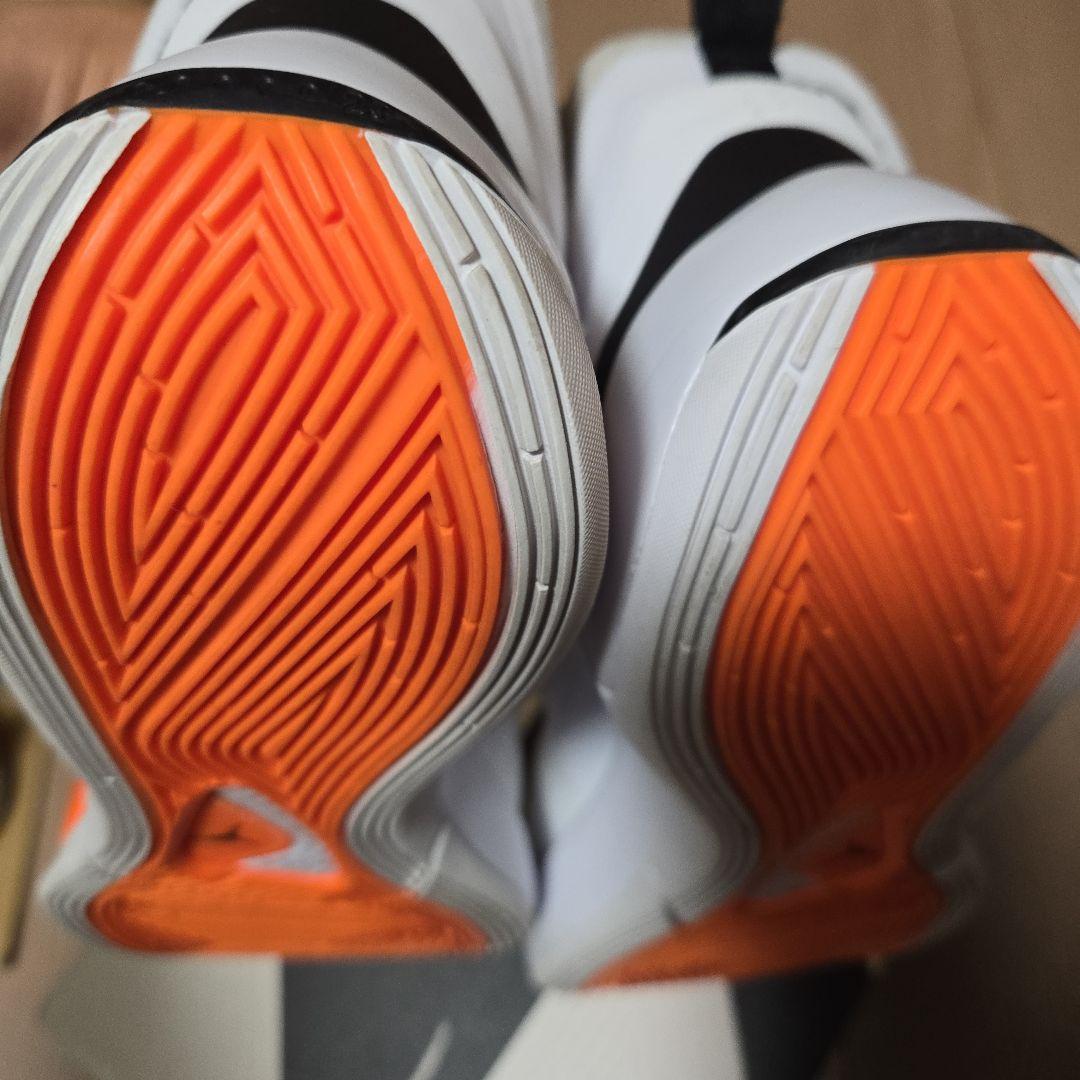 美品　NIKE  バッシュ　ルカ1   オレンジ　25
