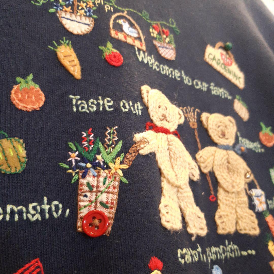 キューズベリー豪華刺繍&パッチワークくまさんいろいろ刺繍☆トレーナースエット