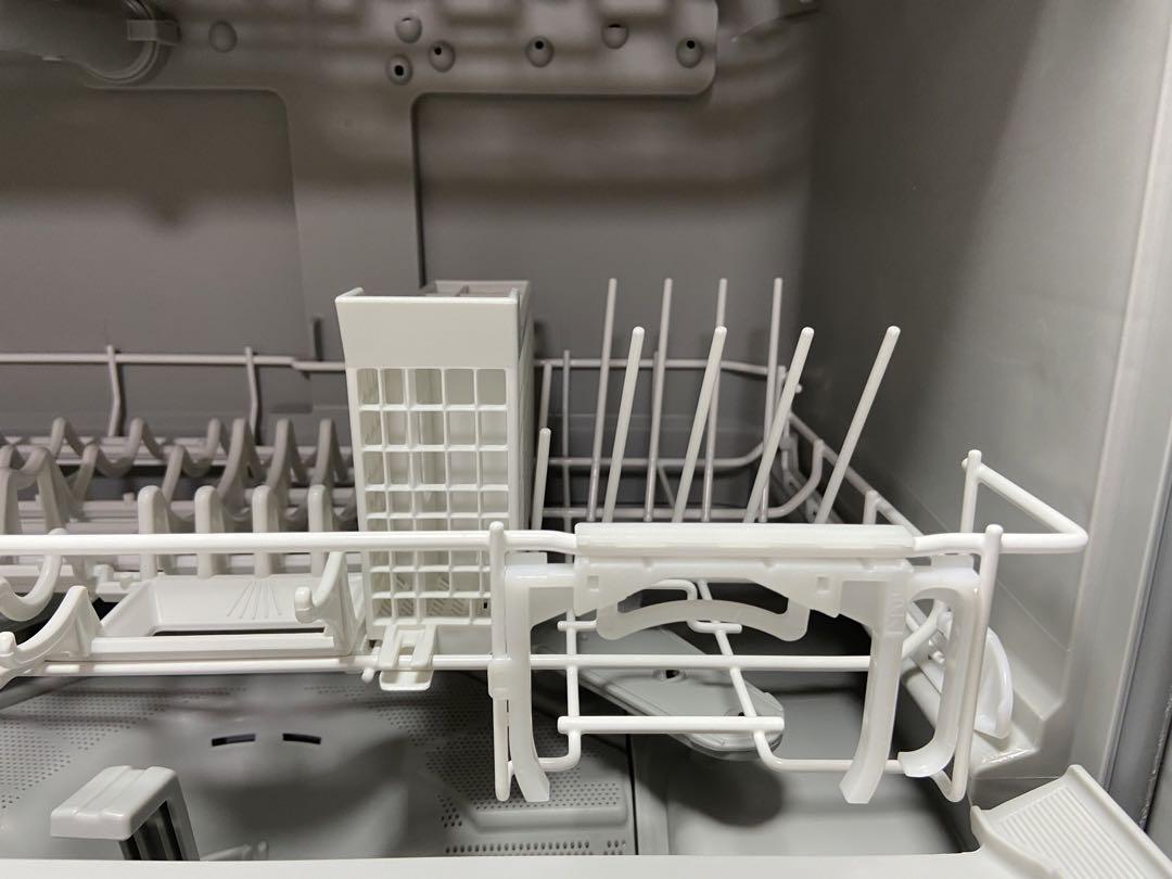 パナソニック 食洗機 NP-TA4-W. 2021年製