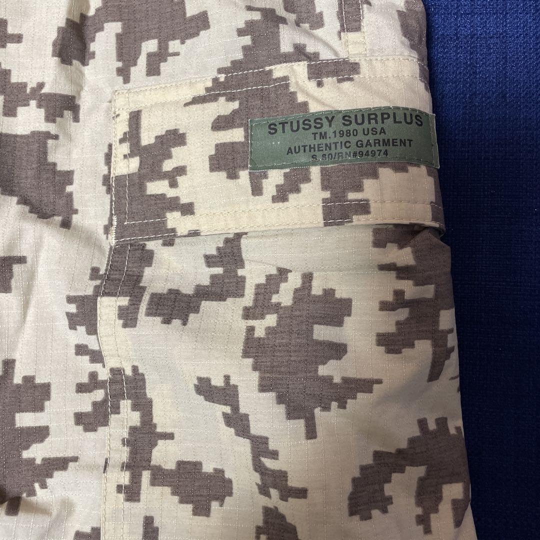 stussy ハーフパンツ