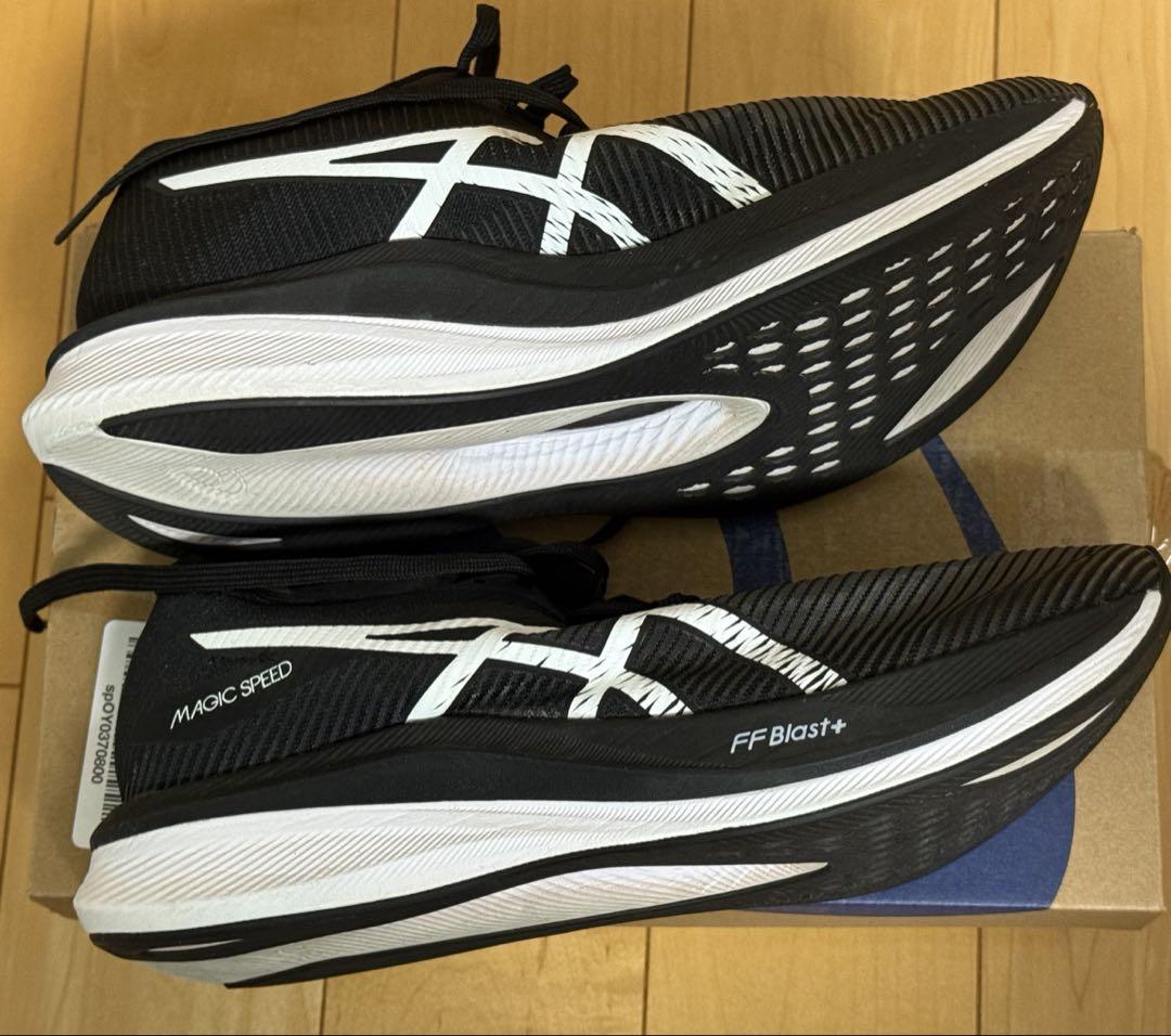 【美品】MAGIC SPEED 3 26.0 アシックス　シューケースおまけ付き