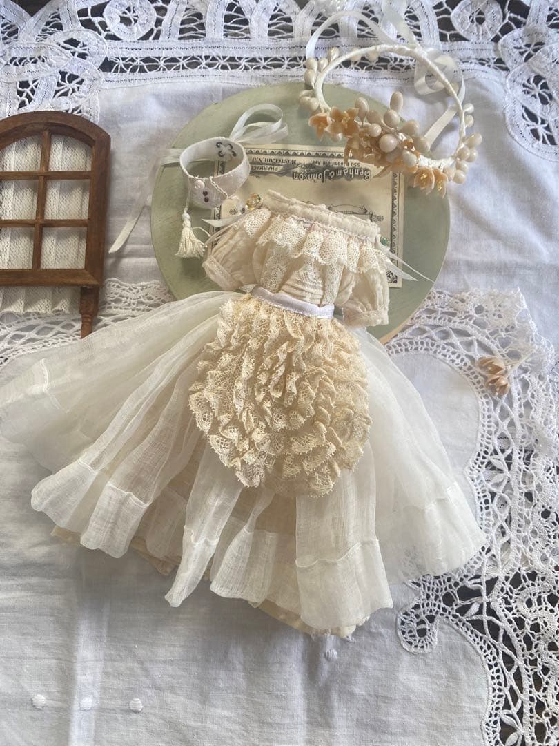 オビツ24用アィテーク風ドレス　カスタムブライス お洋服4点セット