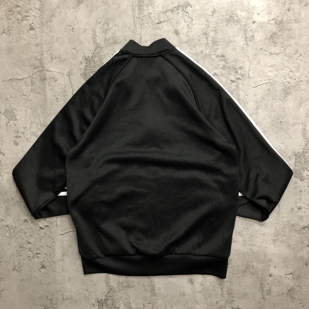 adidas アディダスオリジナル