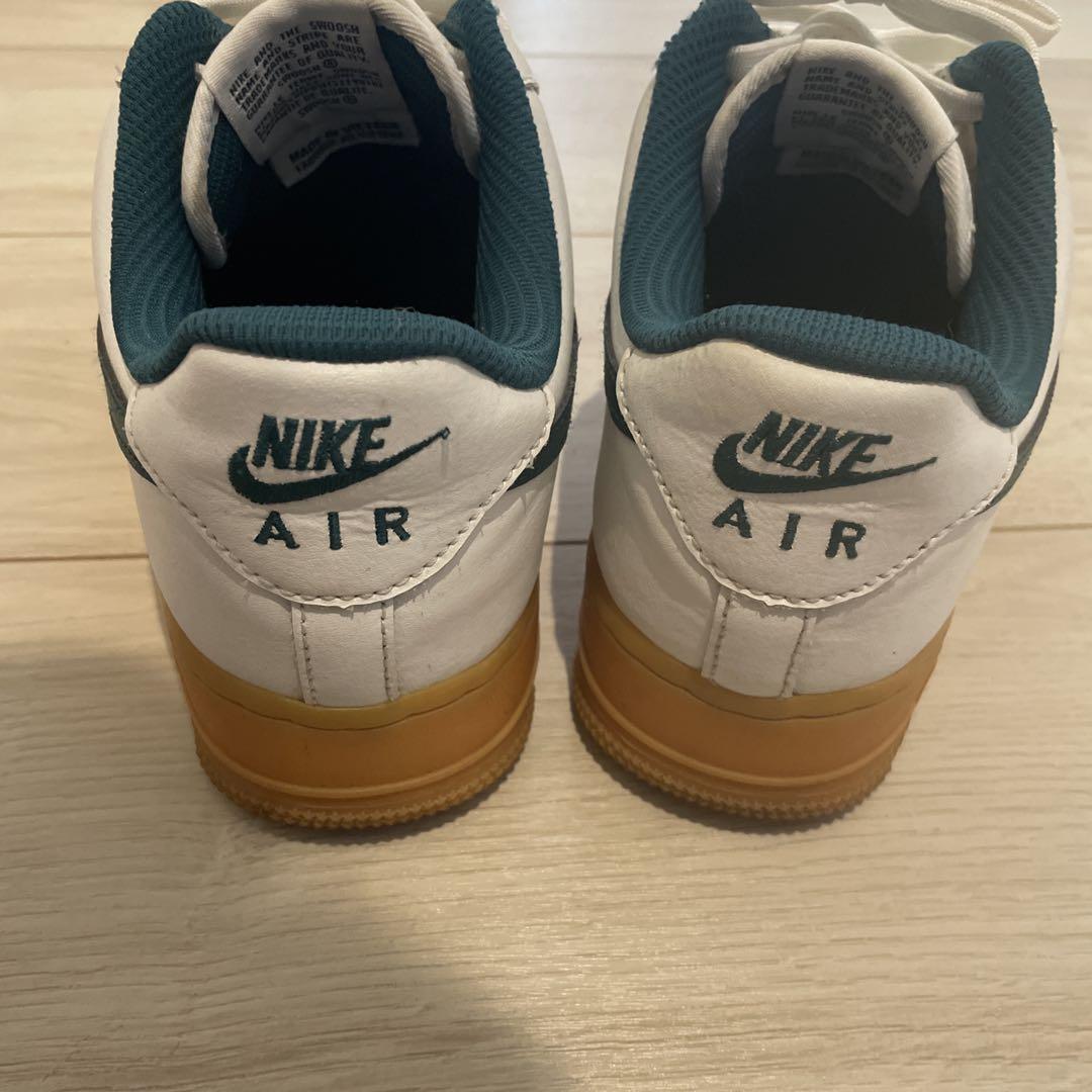 Nike Air Force 1 ホワイト/ダークグリーン