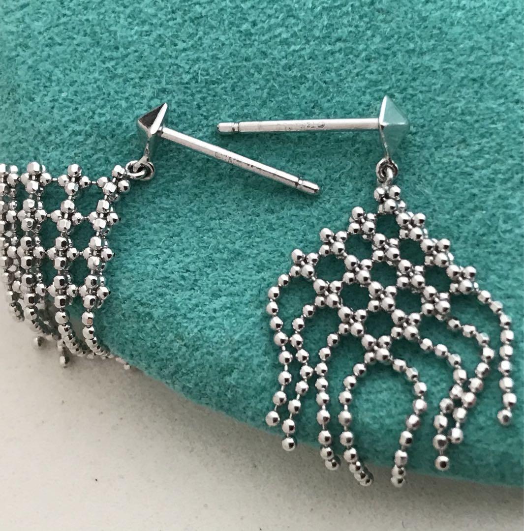 Tiffany K18WGメッシュ フリンジ ピアス