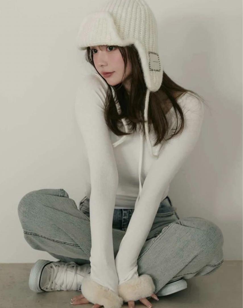 新品【andmary】 Ravi fur tops white