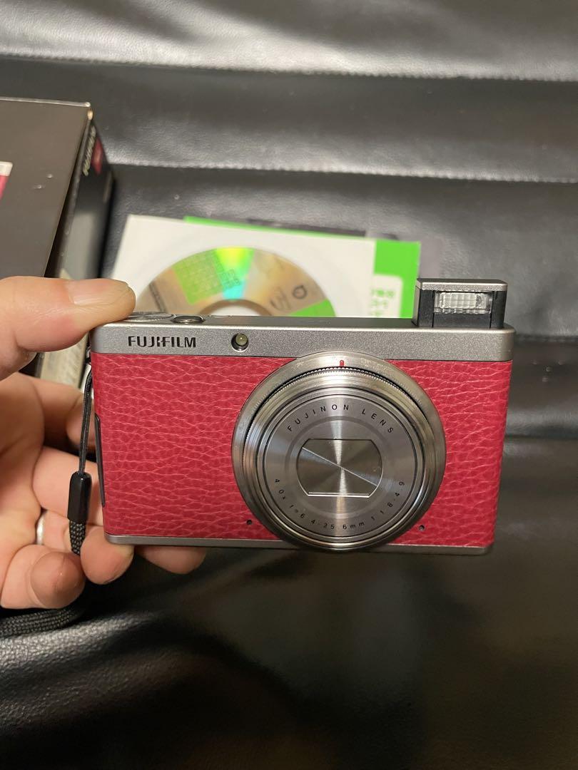 Fujifilm XF1 レッド 本体・箱・CD付き