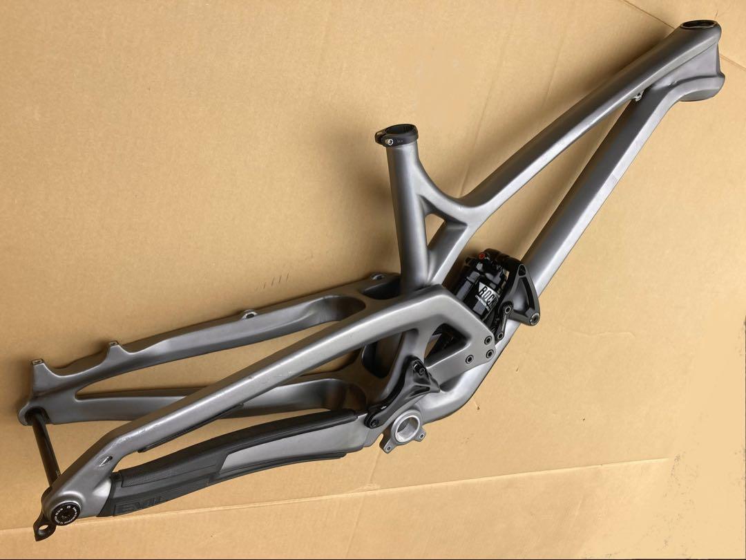 仮】EVIL BIKES INSURGENT / イービル インサージェント
