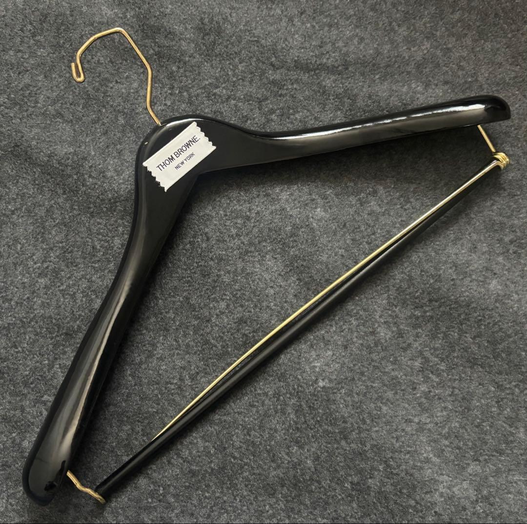 THOM BROWNE トム ブラウン 木製スーツハンガー