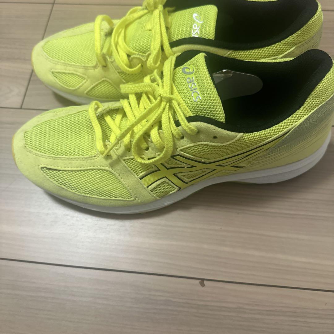 asics イエロー シューズ