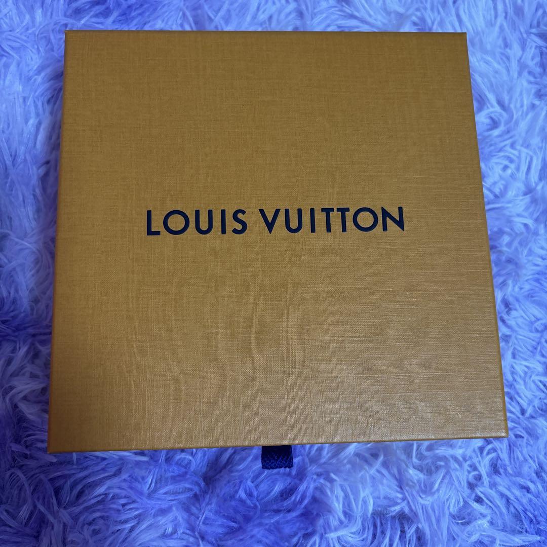 新品VUITTONマルチカラーヘッドバンド　ヘアバンド　カチューシャ 新品VUITTONマルチカラーヘッドバンド ヘアバンド カチューシャ