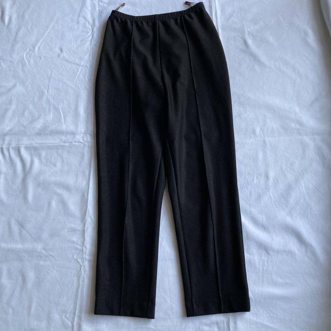 新品未使用　有木のパンツ、上質ごこち ブラック(S)