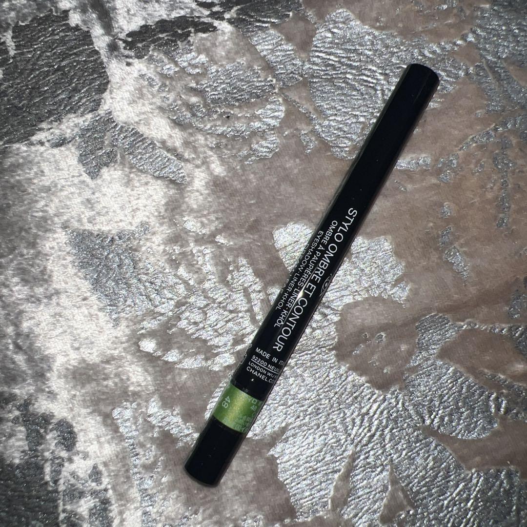 CHANEL スティロオンブルエコントゥール　48