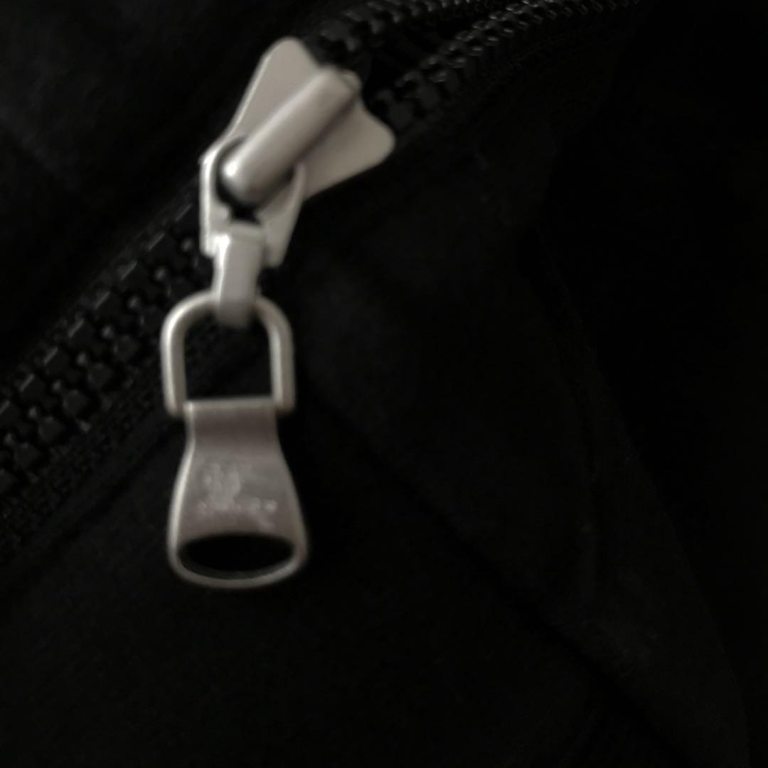 BURBERRY  バーバリー キッズ　パーカー　トレーナー　未使用