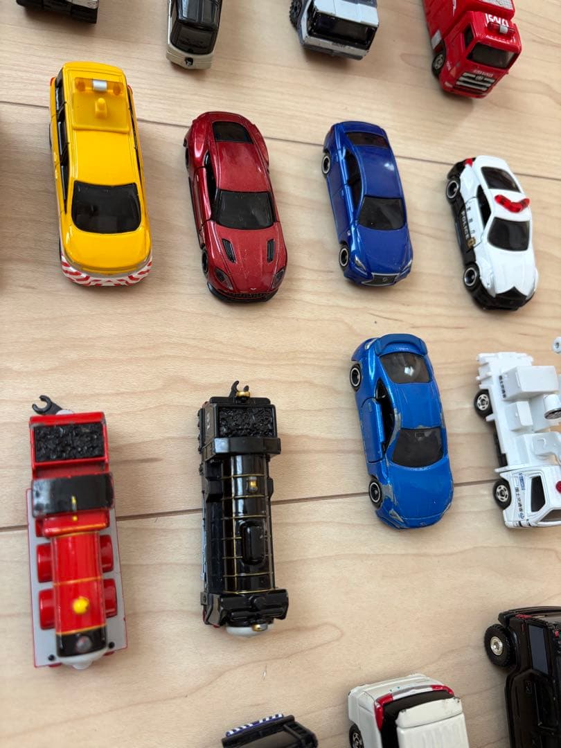 まとめ売り 多彩な車種