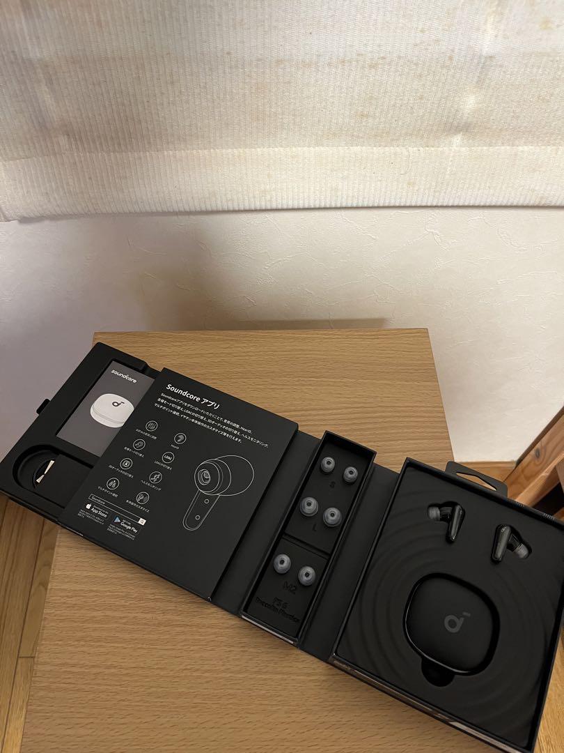 イヤホン Soundcore Liberty 4