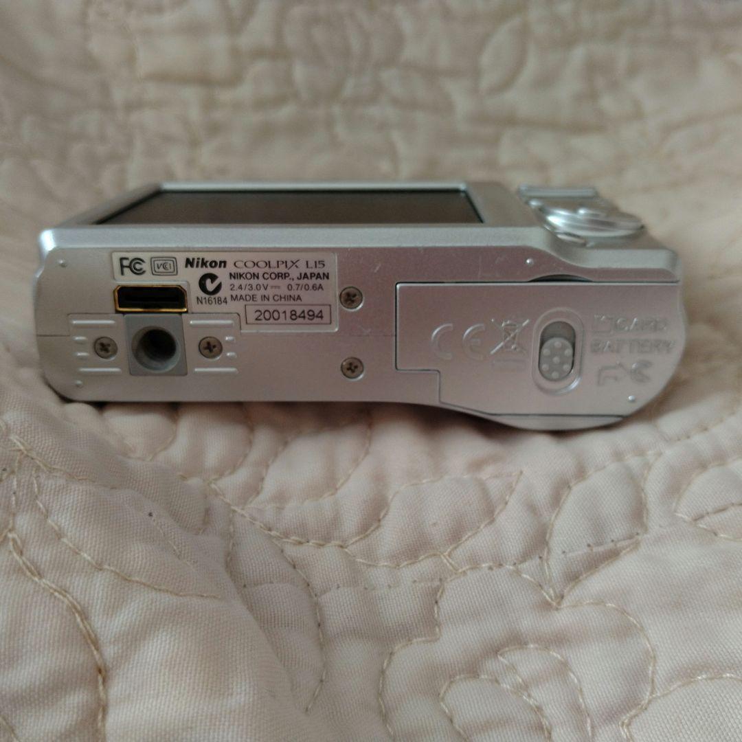 Nikon COOLPIX L15 シルバー デジタルカメラ　電池式
