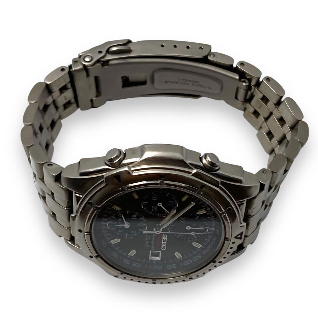 Ⴤ1194ꕤ極美品 SEIKO クロノグラフ チタン 腕時計 3針 デイト