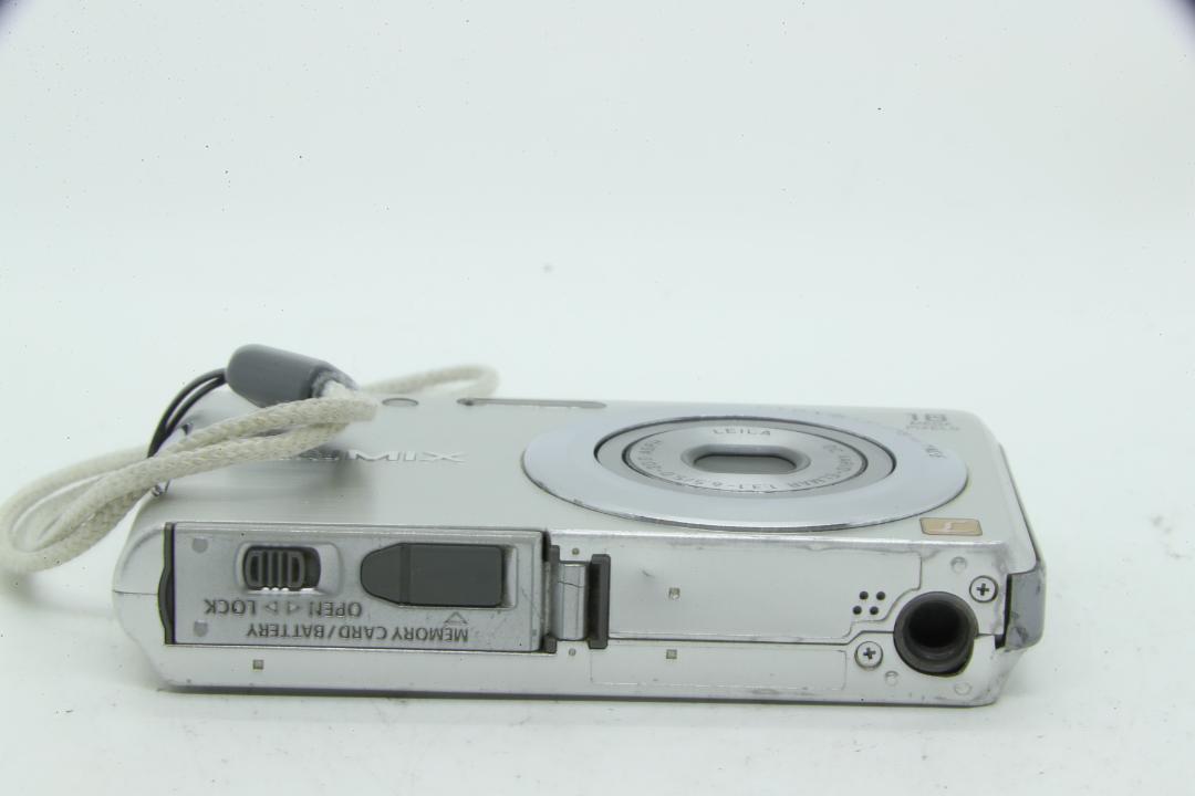 【R2374】Panasonic LUMIX DMC-FH5 パナソニック