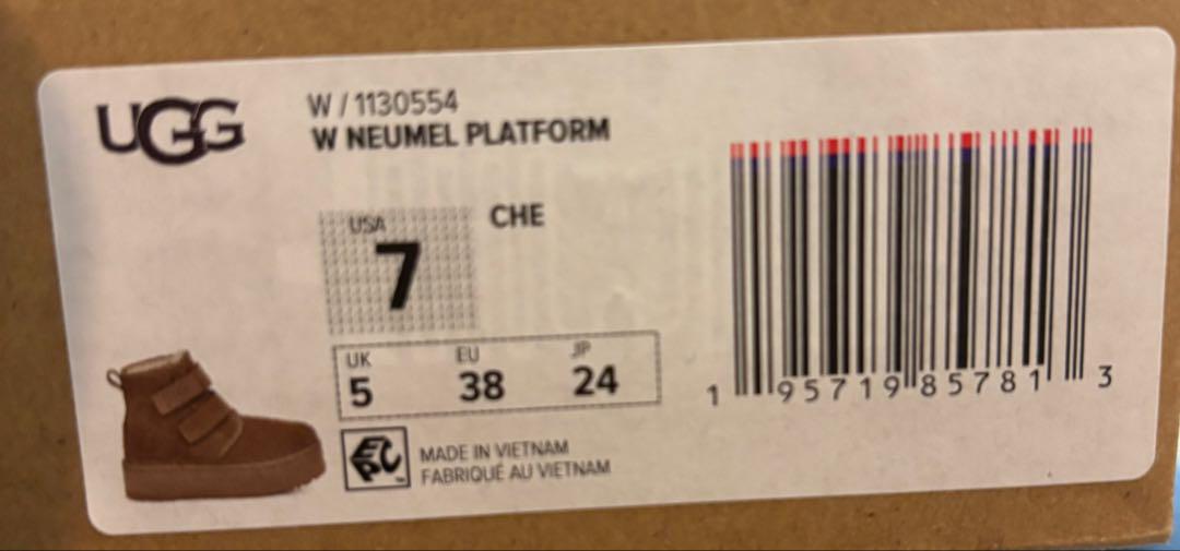 新品未使用UGG アグ ニューメル プラットフォーム