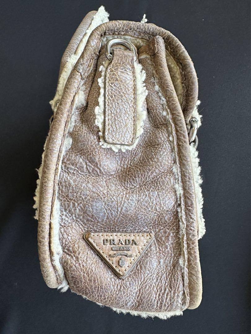 PRADA ポーチ付き シアリング ハンドバッグ ショルダーバッグ