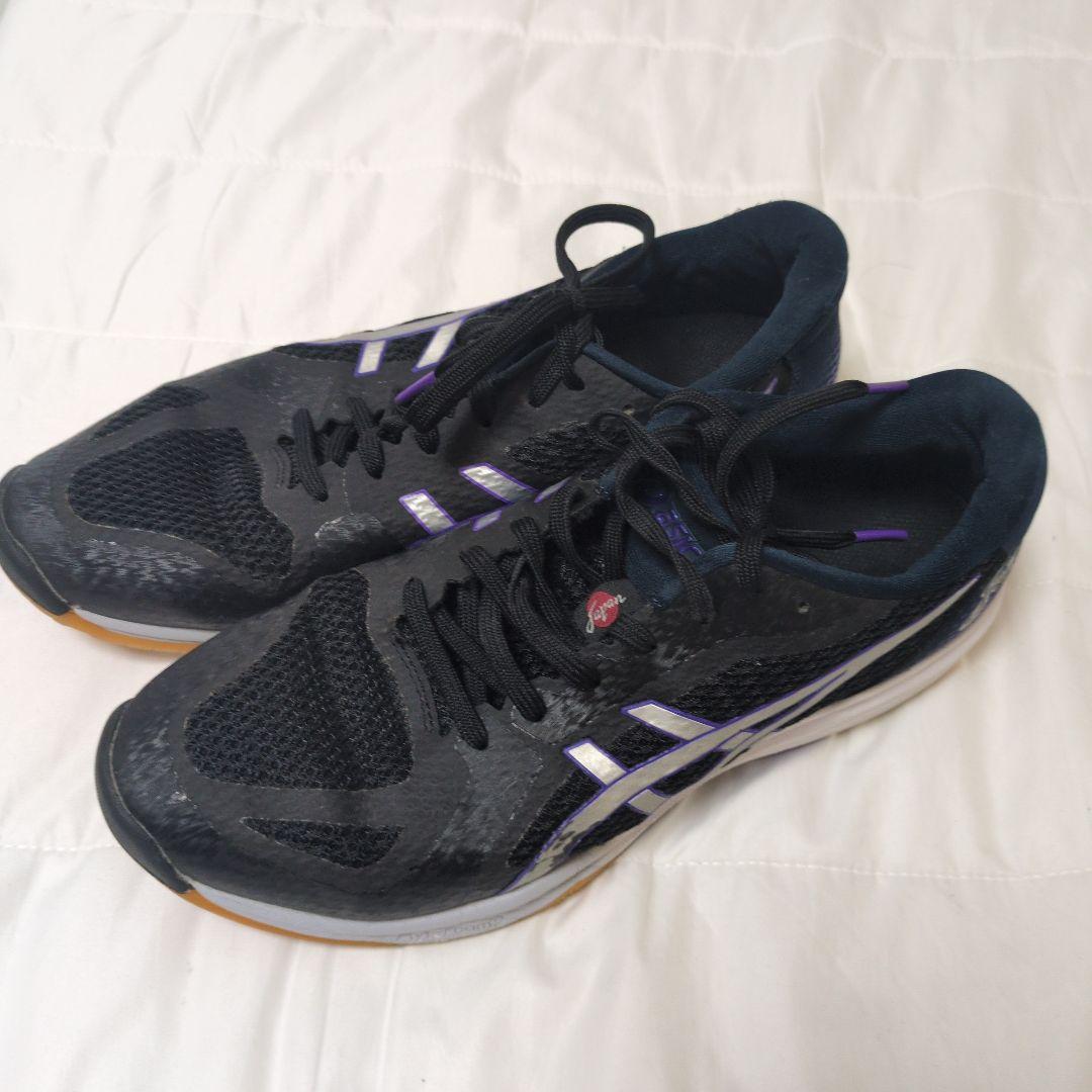 美品ASICS バレーボールシューズ 黒/紫　アルペン限定色ローテジャパン26㌢ ASICS バレーボールシューズ 黒/紫 アルペン限定色 ローテ