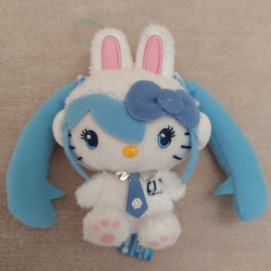 雪ミク 初音ミク ハローキティ ぬいぐるみ バッグチャーム