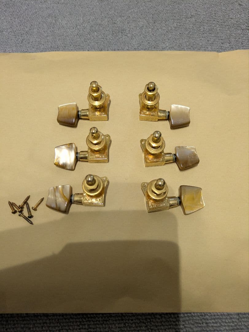 アイバニーズ　金メッキ ペグ 6個セット