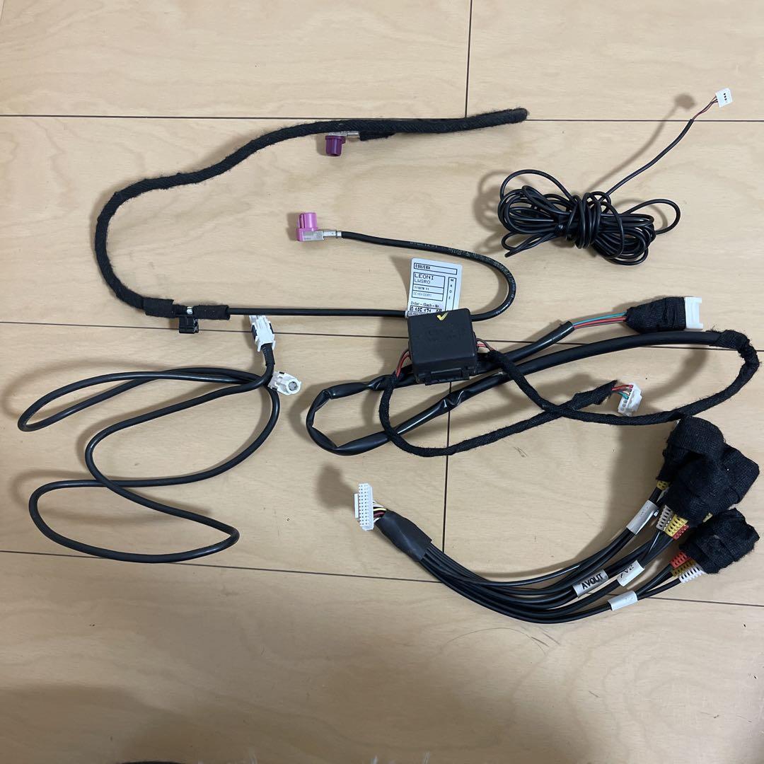 CAR VIDEO INTERFACE New Connctor wit can
