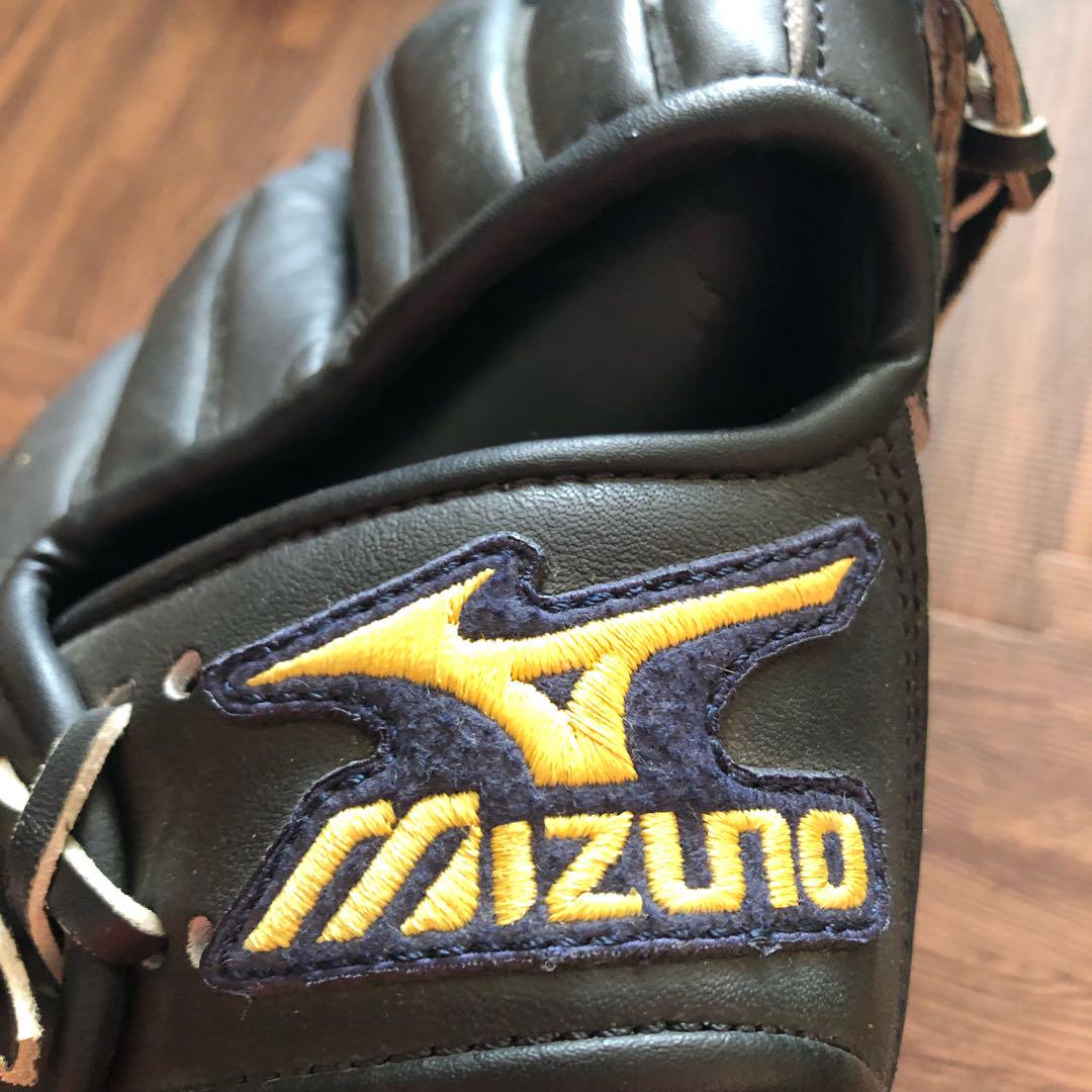 ミズノ　右利き用　グローブ