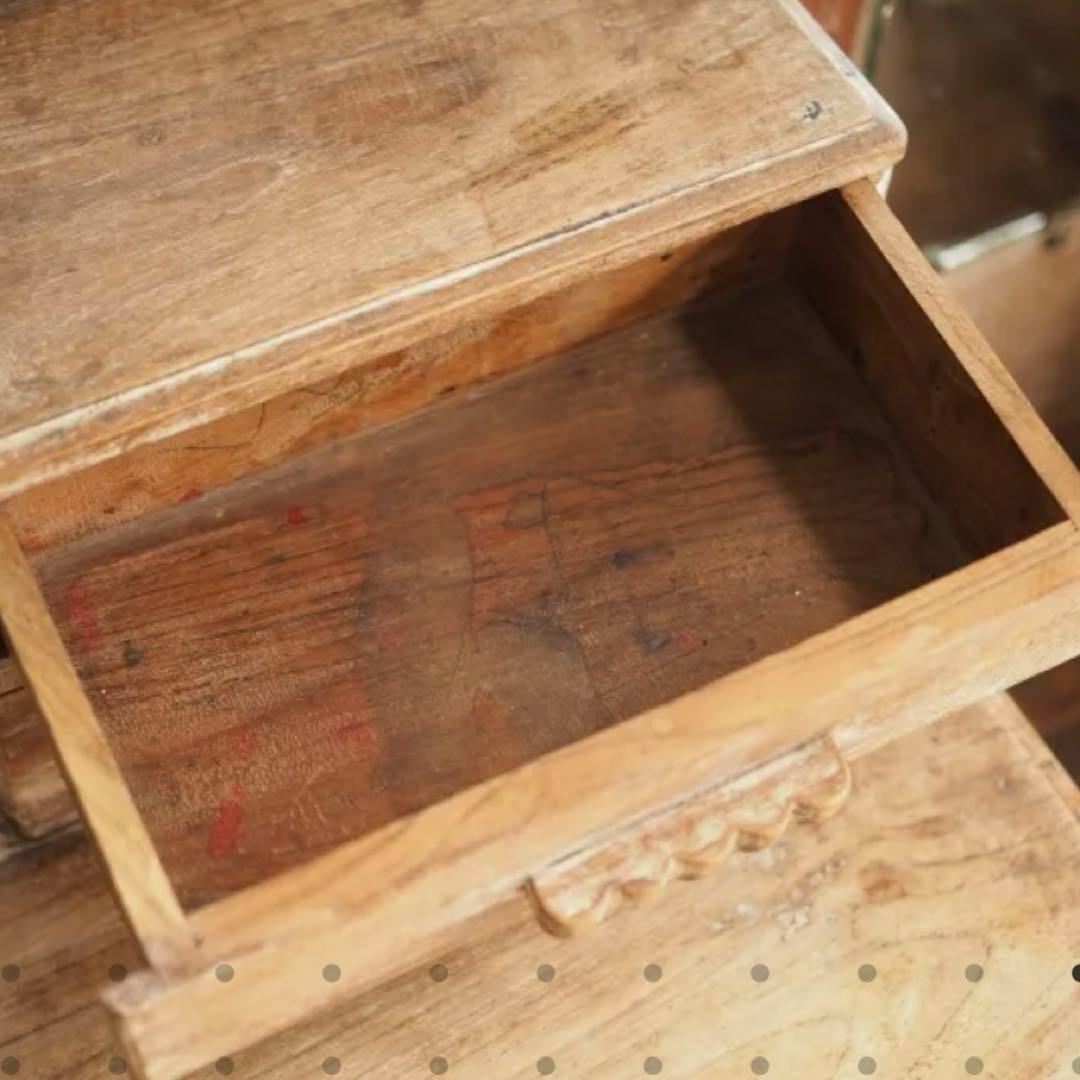 ドレッサーやや傷や汚れあり