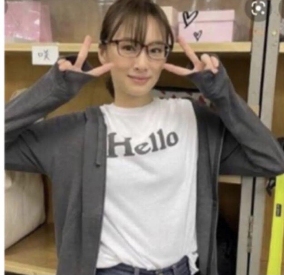 MADISONBLUE HELLO CREW NECK TEE 白 02