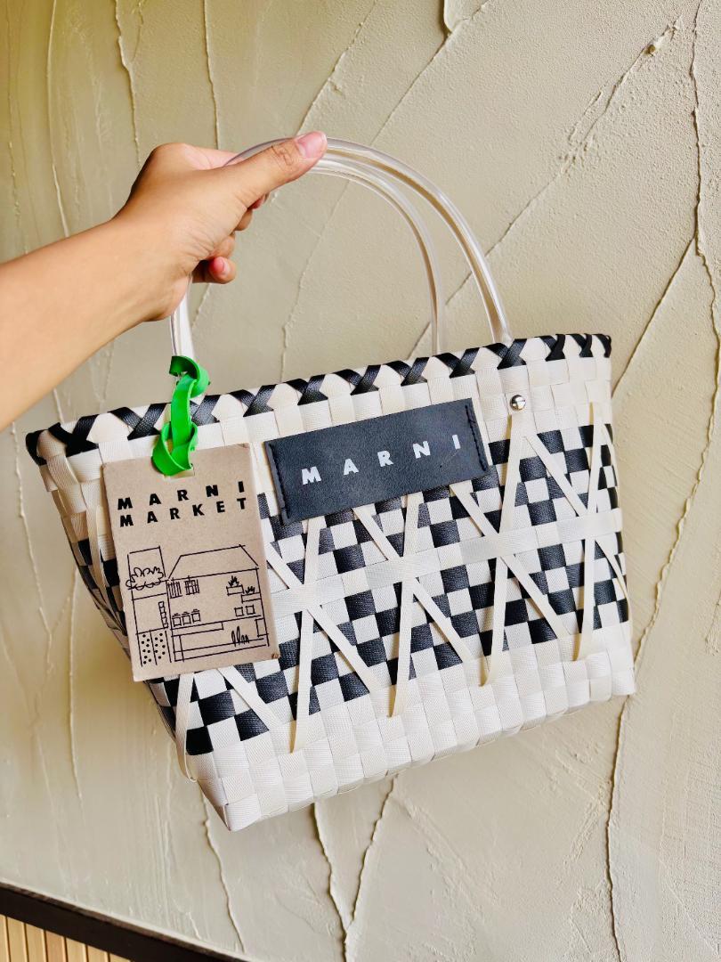 MARNI MARKET かごバッグ ホワイト/ブラック