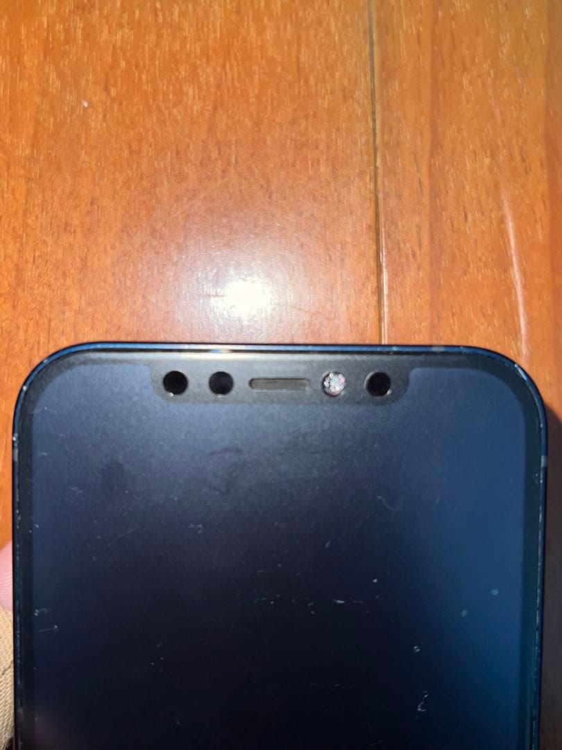 iPhone1264GBジャンク品