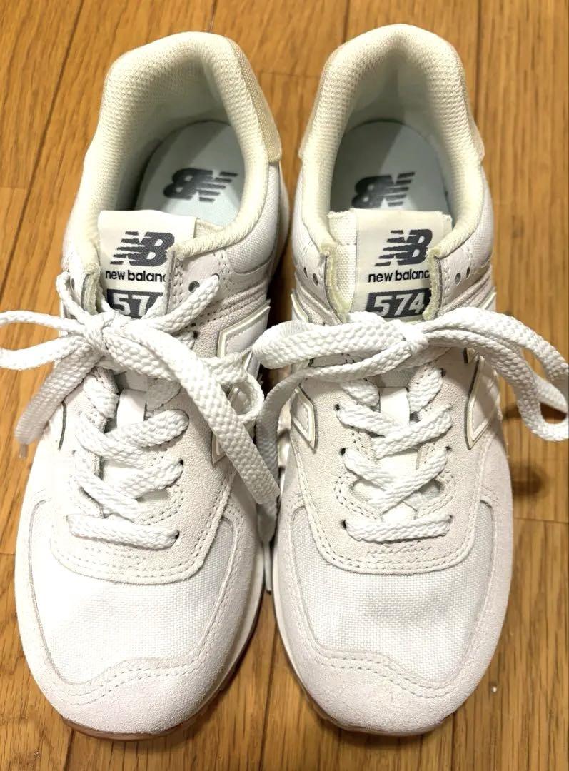 NEW BALANCE