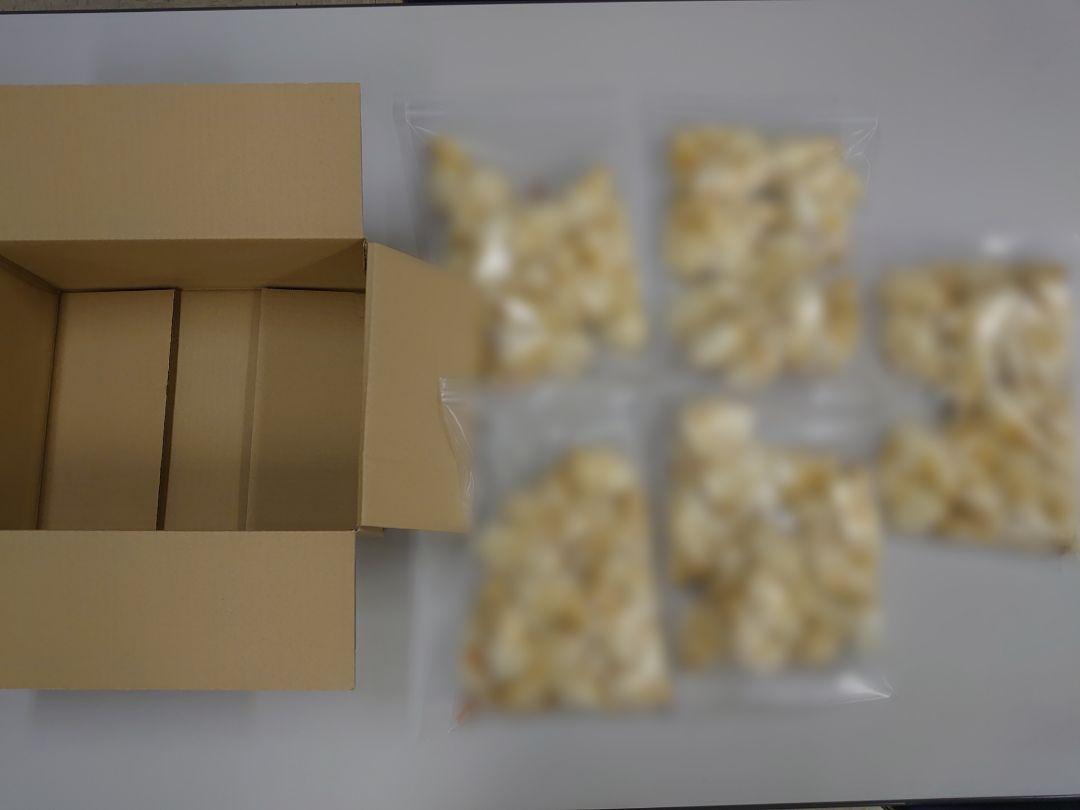 ポポポンタ様専用 冷凍ひよこ 猛禽類爬虫類 餌 230羽＋α - メルカリ