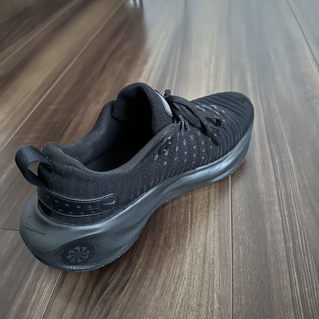 swu NIKEインフィニティラン4 トリプルブラック26.0 cm
