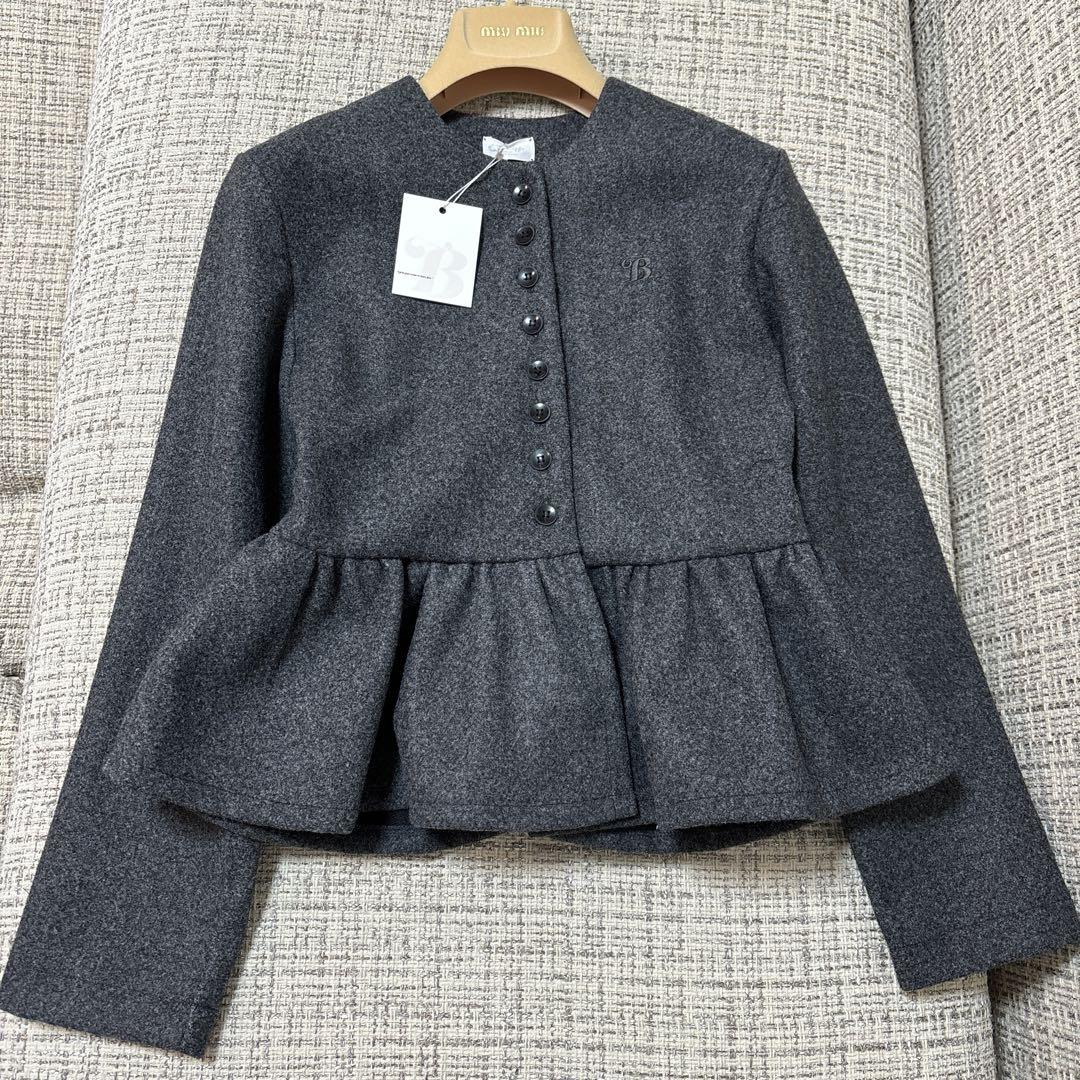 新品未使用タグ付き】 bibiy. PEPURAMU CARDIGAN レディース