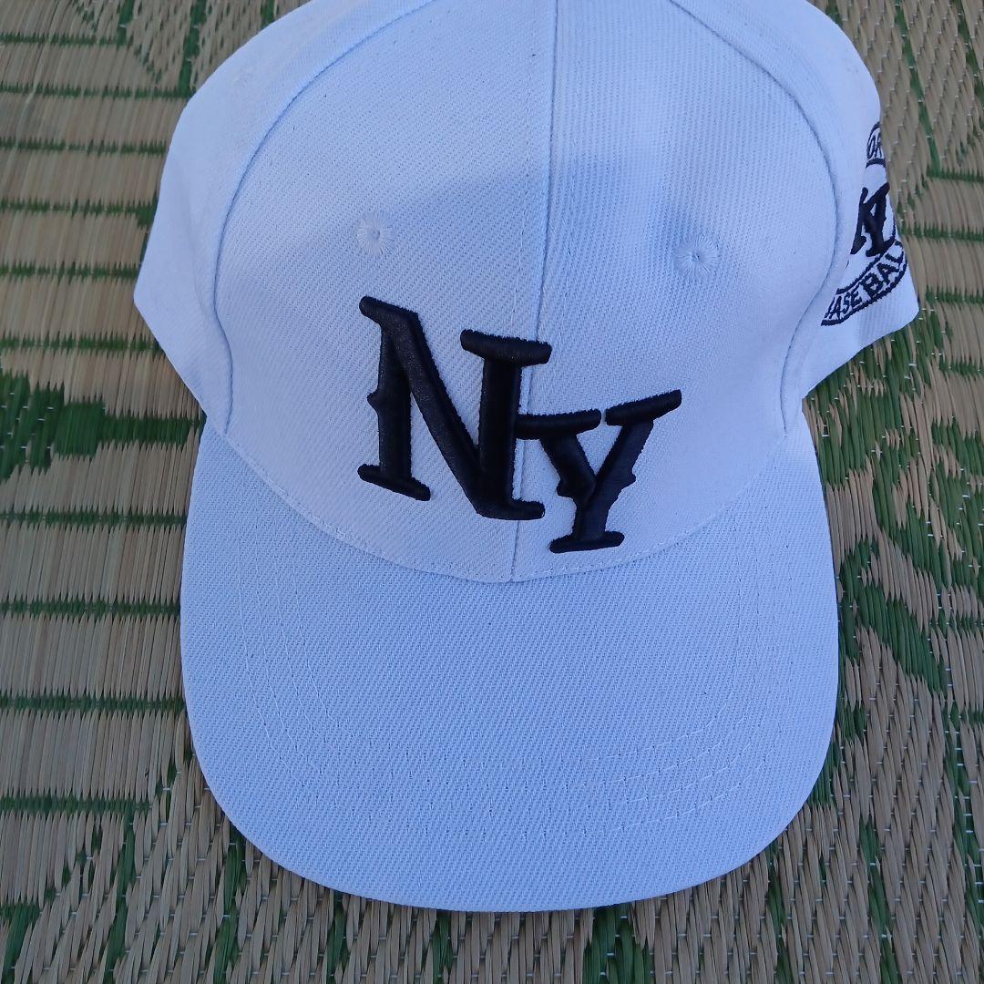 MLB NYロゴ刺繍ベースボールキャップ ホワイト