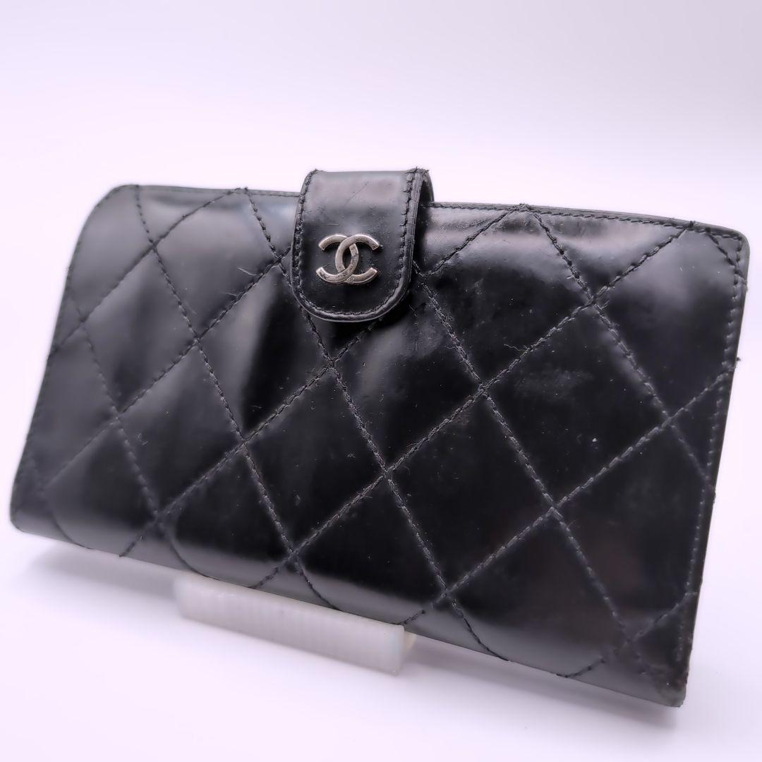 CHANEL　マトラッセ　パテント　がま口 長財布